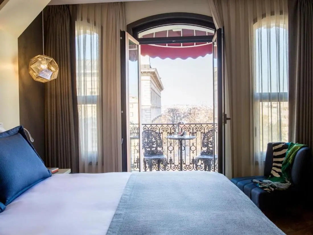 Bedroom